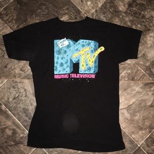 Men’s medium MTV shirt